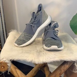Adidas Tubular Sneakers